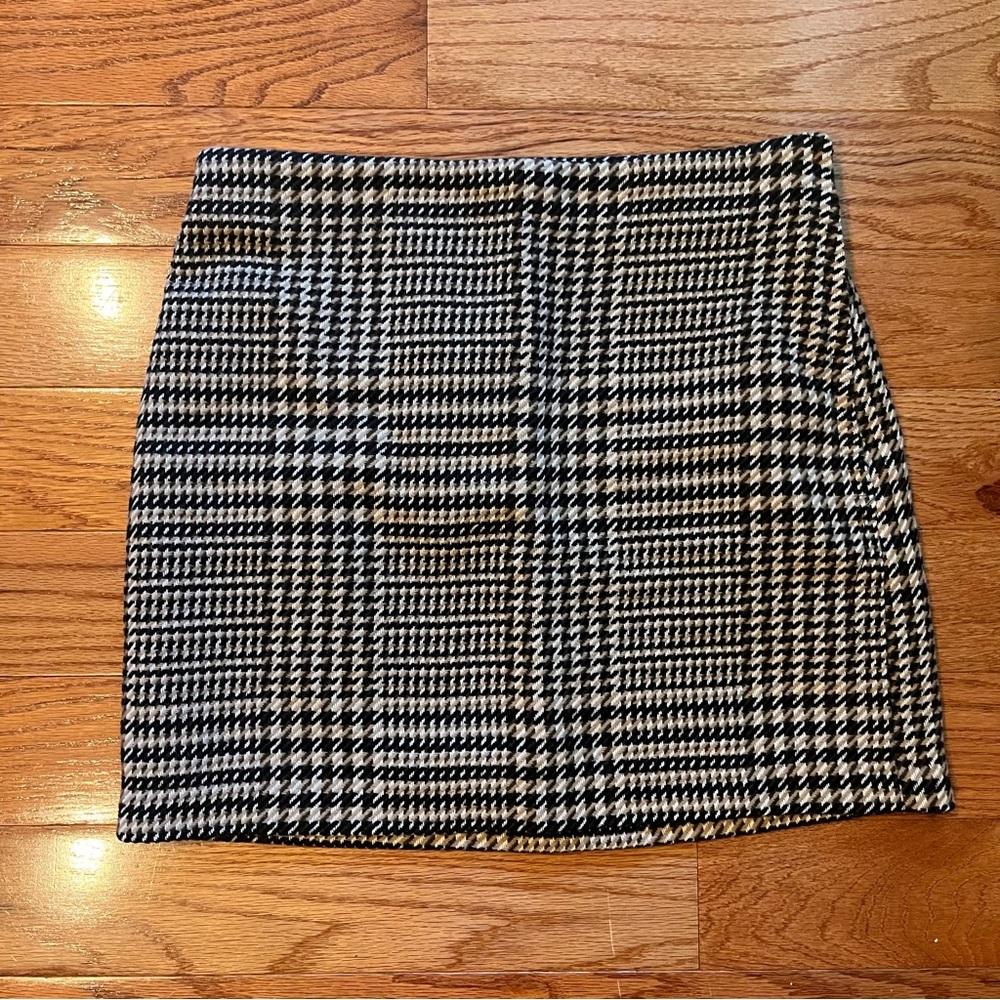 H&M Plaid Mini Skirt